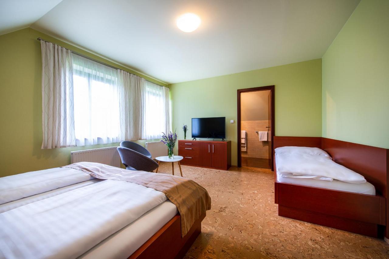 Hotel Skanzen Velehrad Zewnętrze zdjęcie